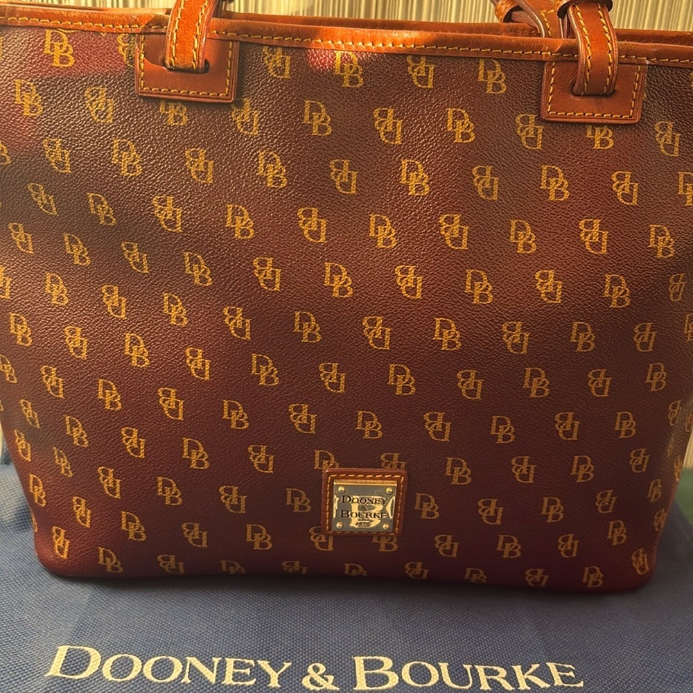Vintage Dooney & Bourke Shoulder Bag - Picture 6 of 12